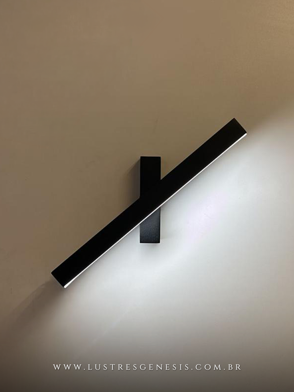 Arandela Minimalista Alumínio Articulada 350° LED Preto Retangular 30cm ou 50cm Para Corredor, Varanda e Área Gourmet